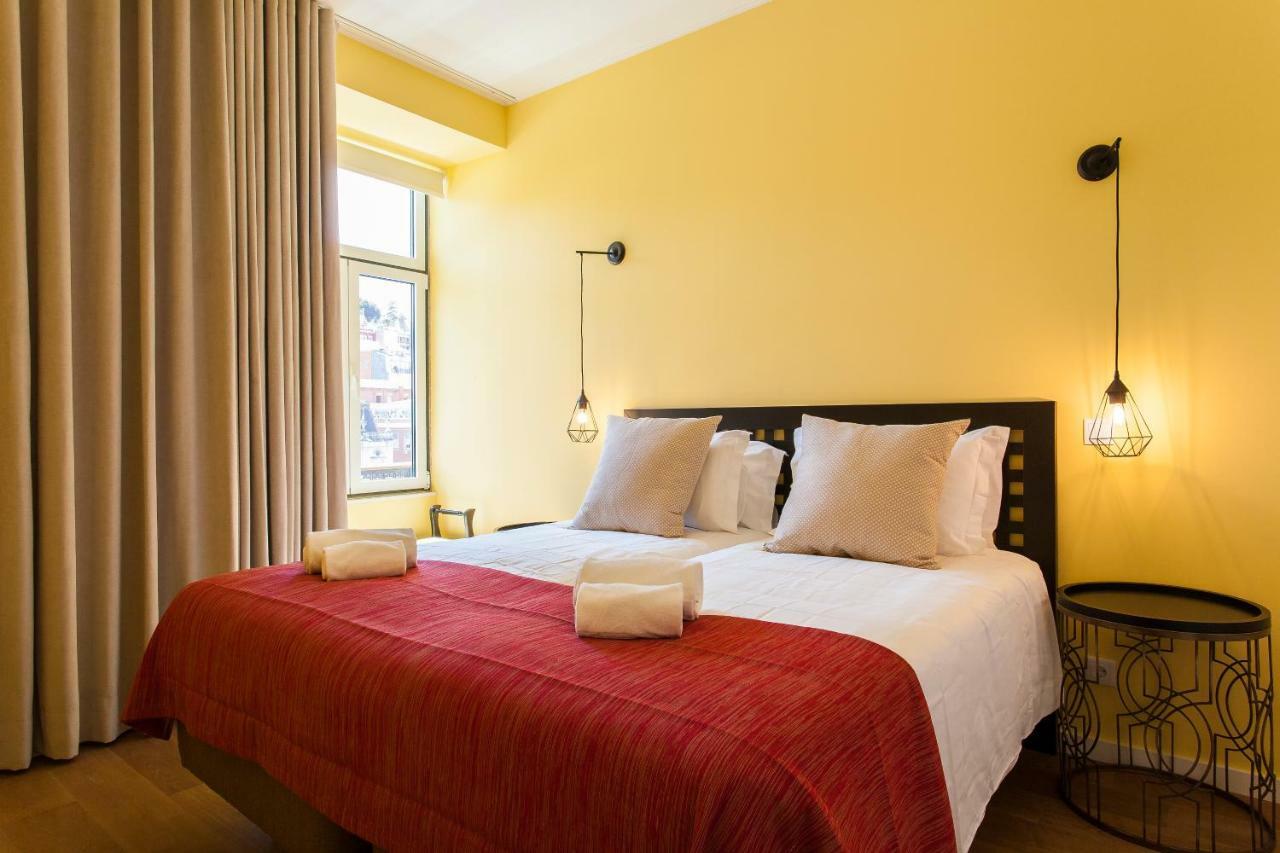 Joivy Sublime 2Br Apt On Restauradores Square Nearby Rossio Station Lisboa المظهر الخارجي الصورة