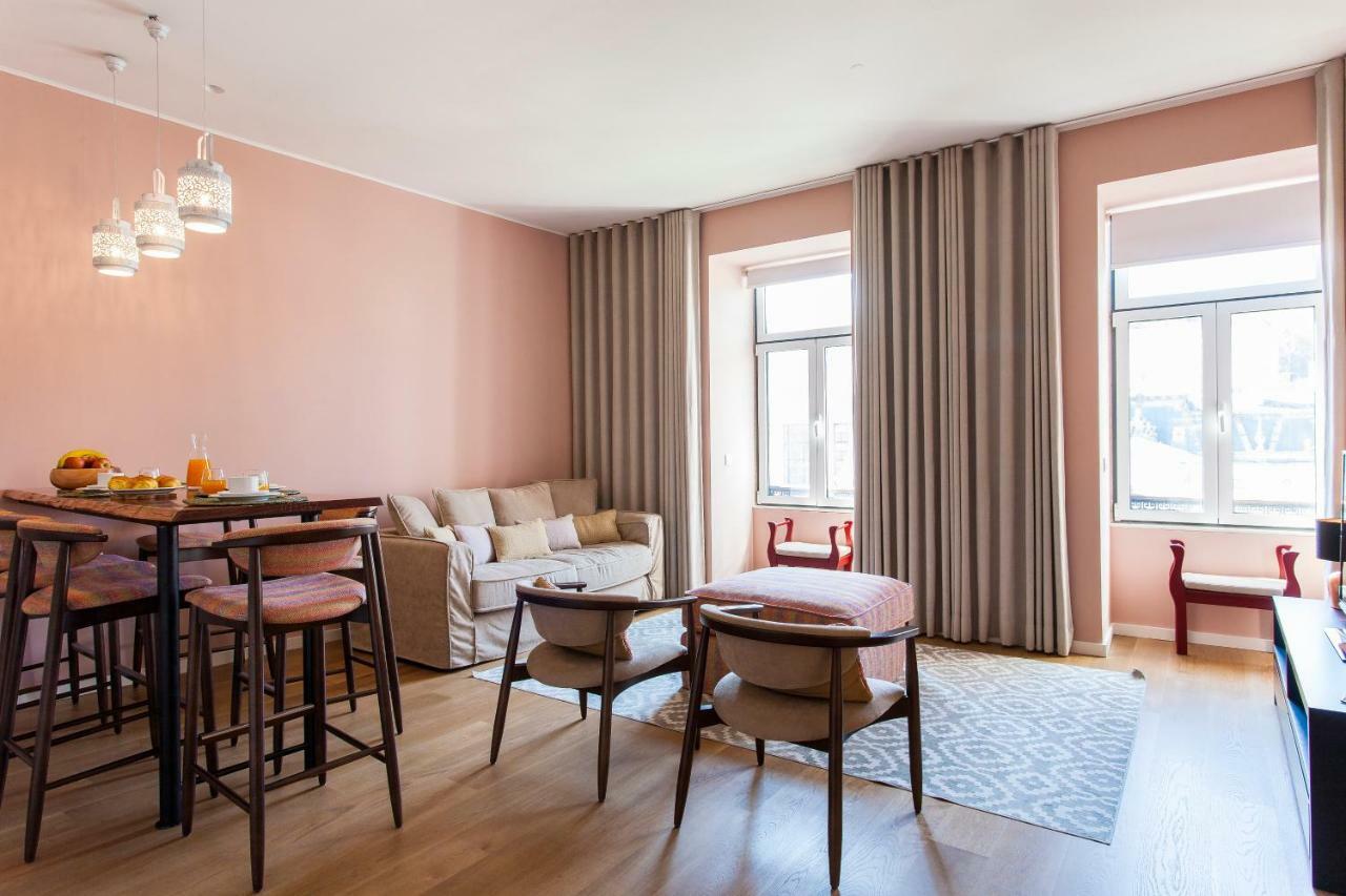 Joivy Sublime 2Br Apt On Restauradores Square Nearby Rossio Station Lisboa المظهر الخارجي الصورة