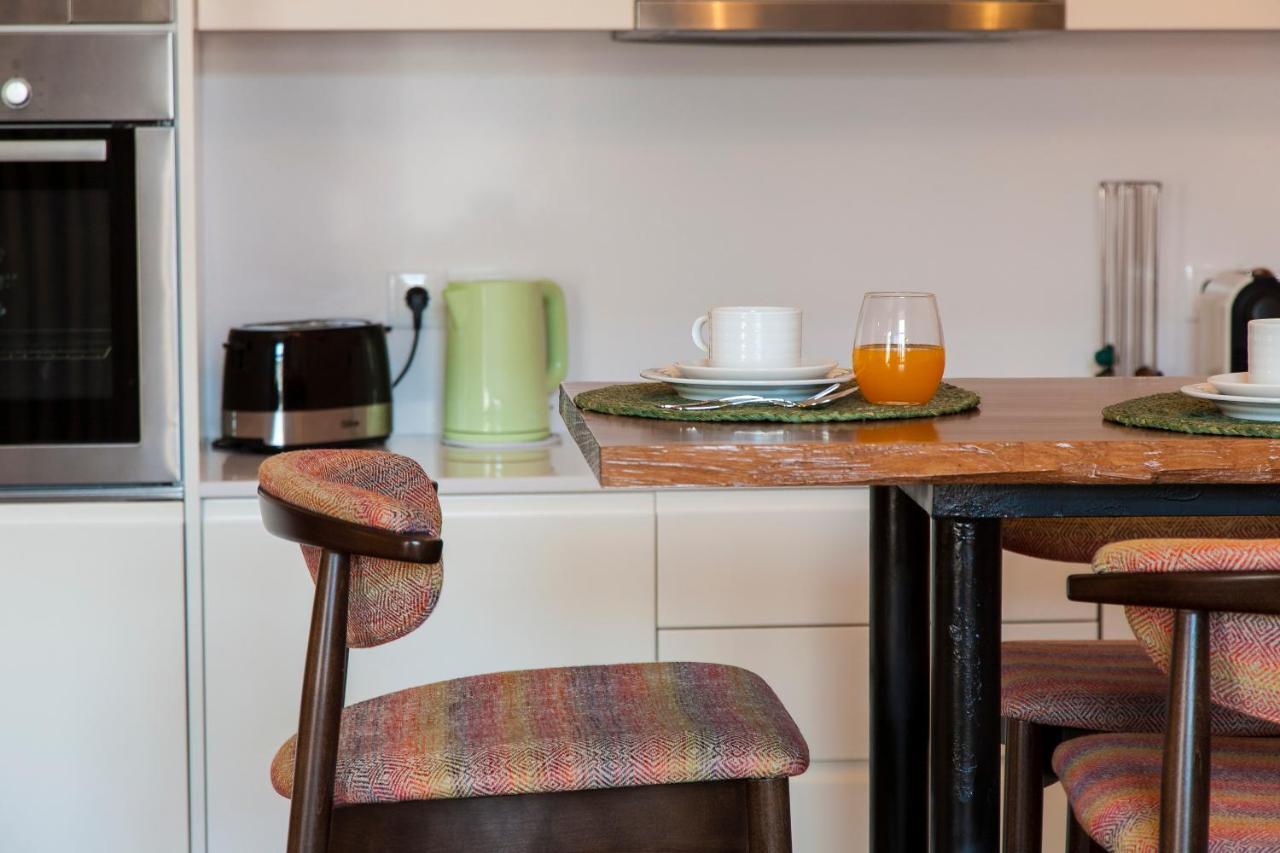 Joivy Sublime 2Br Apt On Restauradores Square Nearby Rossio Station Lisboa المظهر الخارجي الصورة